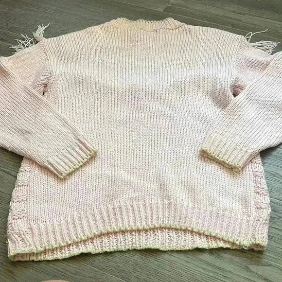 🔥huntington Ridge🔥 | Vintage 1980’s hand knitted pink sweater with flowers - Picture 8 of 11